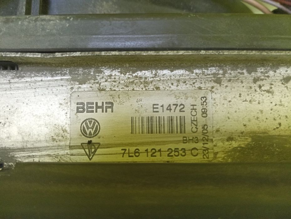 Касета радиатора 2.5d Volkswagen Touareg GP Туарег Радиатор BAC 2.5