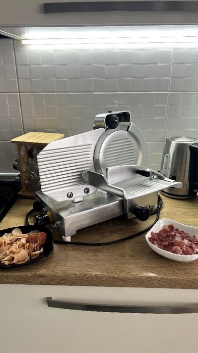 Слайсер професійний потужний, скиборізка