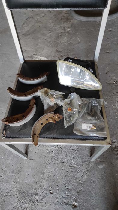 Material automóvel e mais