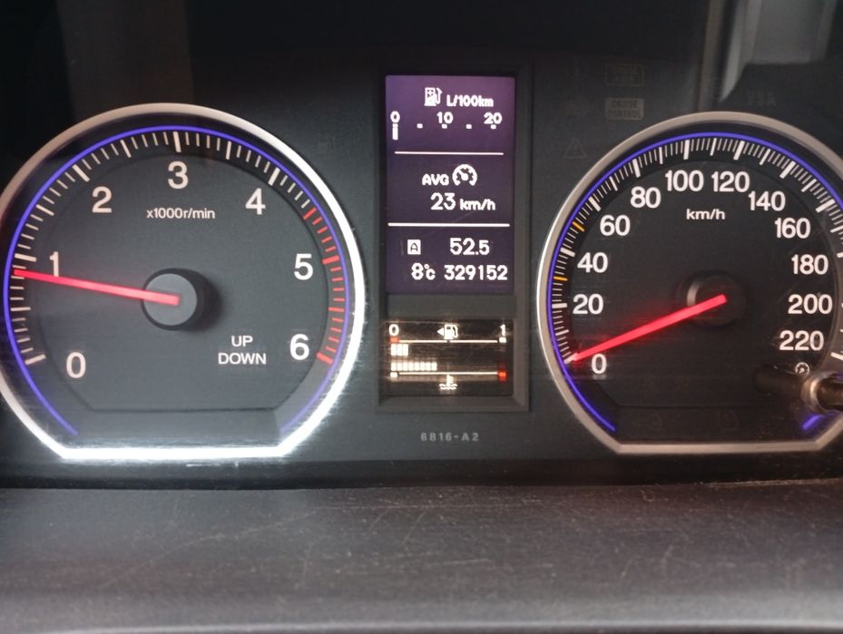 Honda CR-V 3 lift diesel.