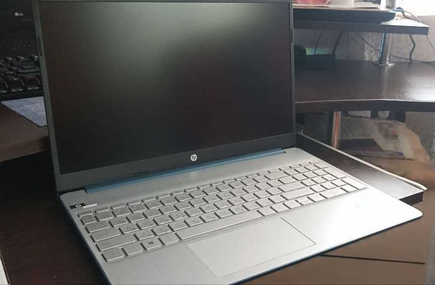 Продам ноутбук HP-15