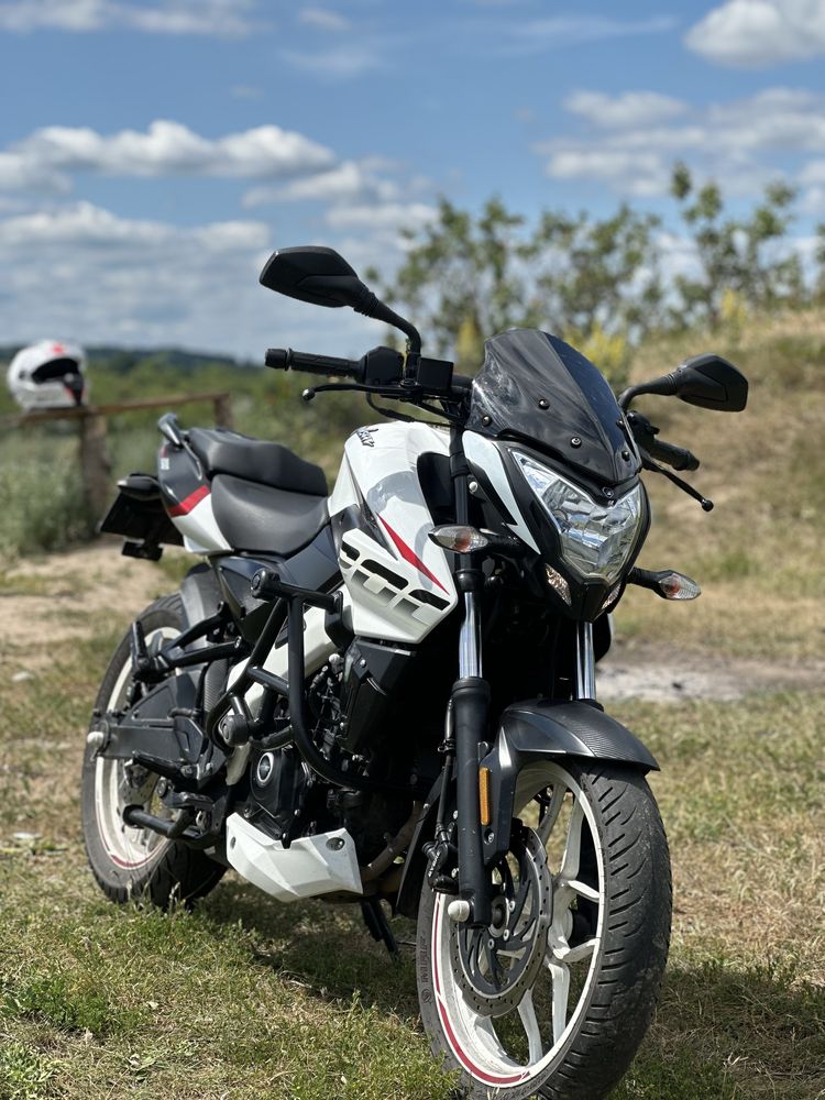 bajaj pulsar ns200