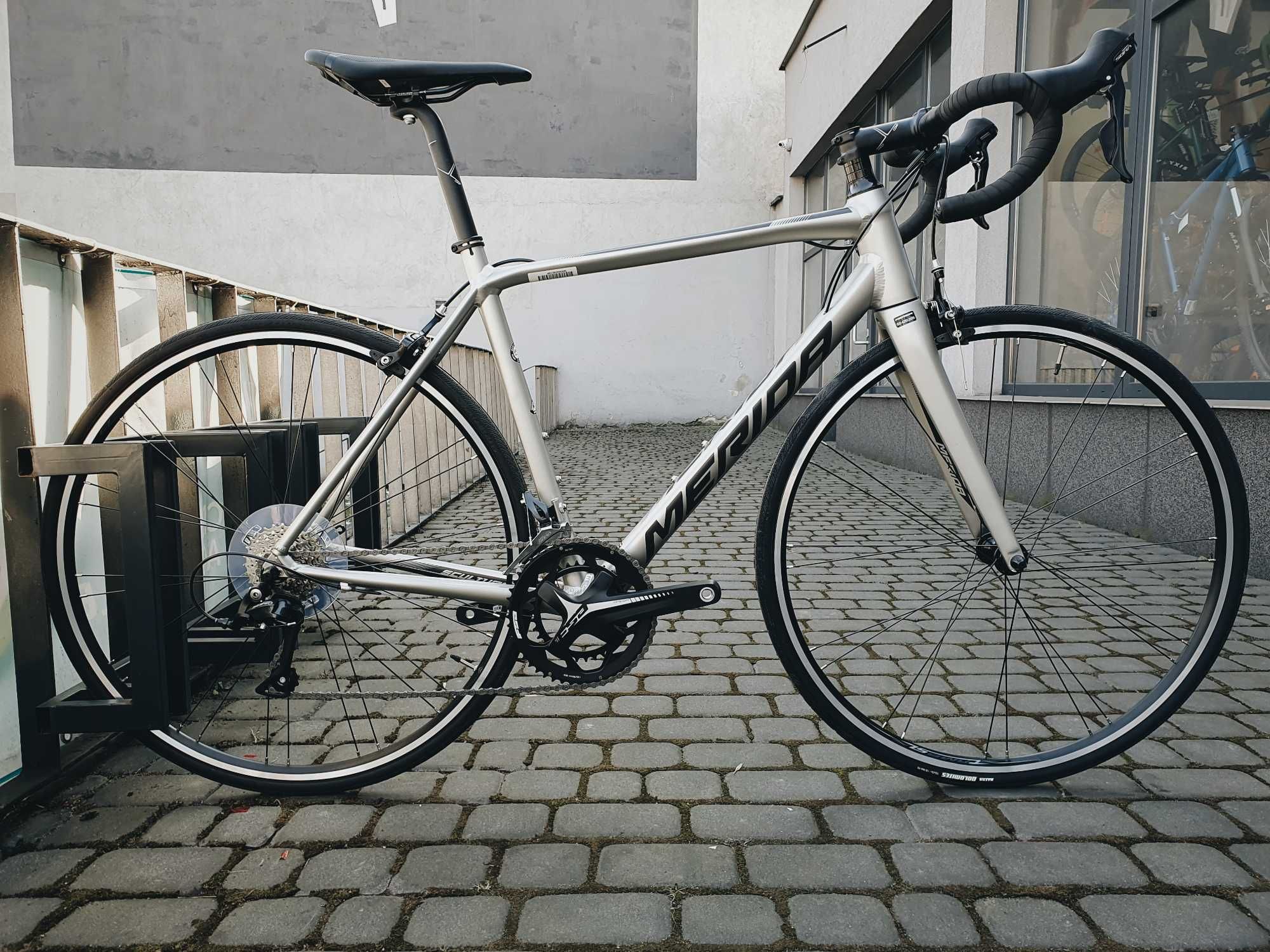 Merida Scultura 200, roz. S/M (52cm), 9, 275 kg,Shimano Sora,2019 -15%