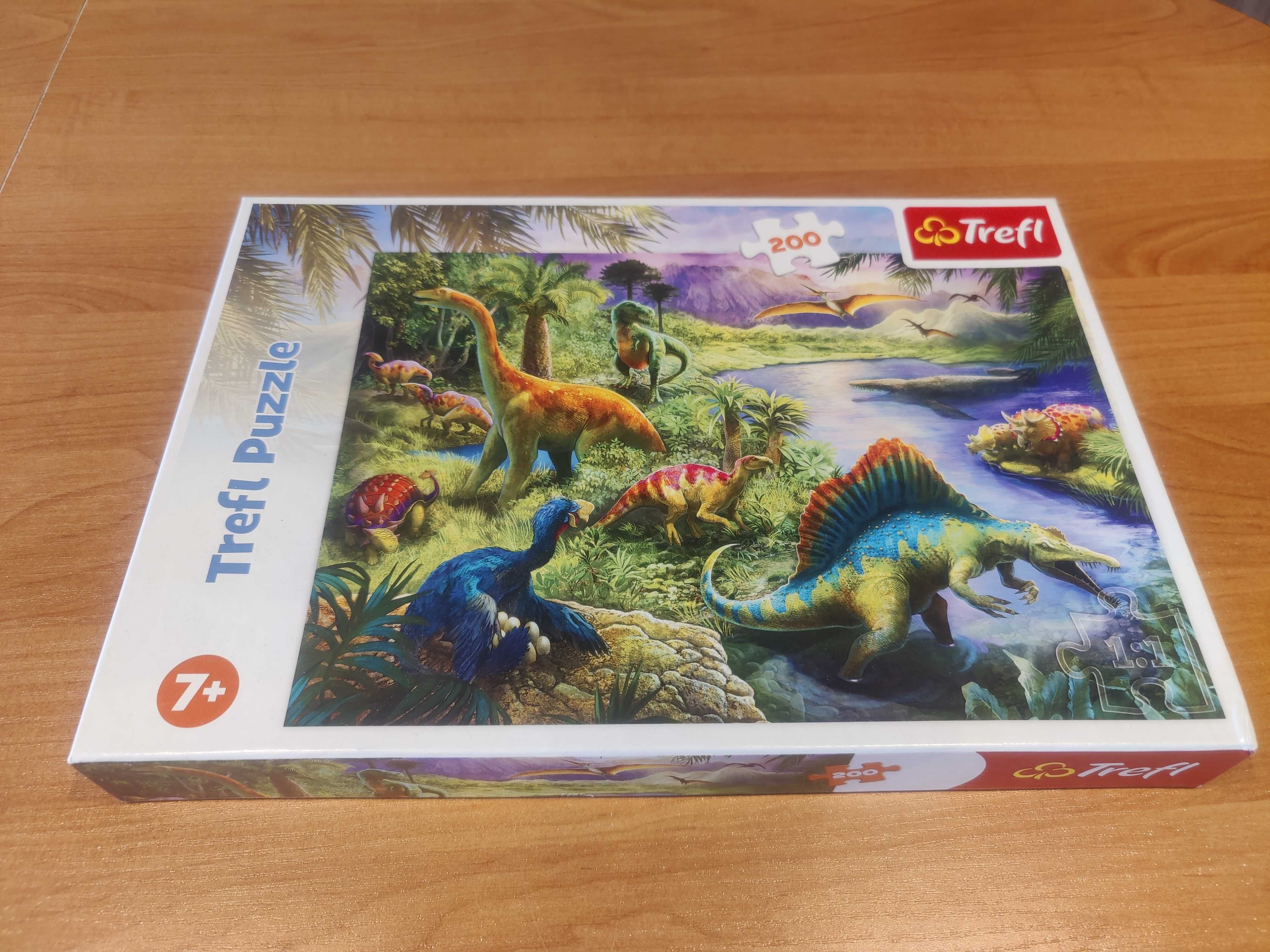 Puzzle Trefl Dinozaury 200 elementów