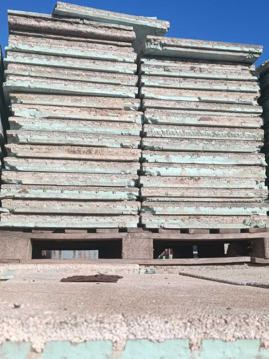 Lajetas/Blocos de Isolamento Térmico Estrutural USADOS