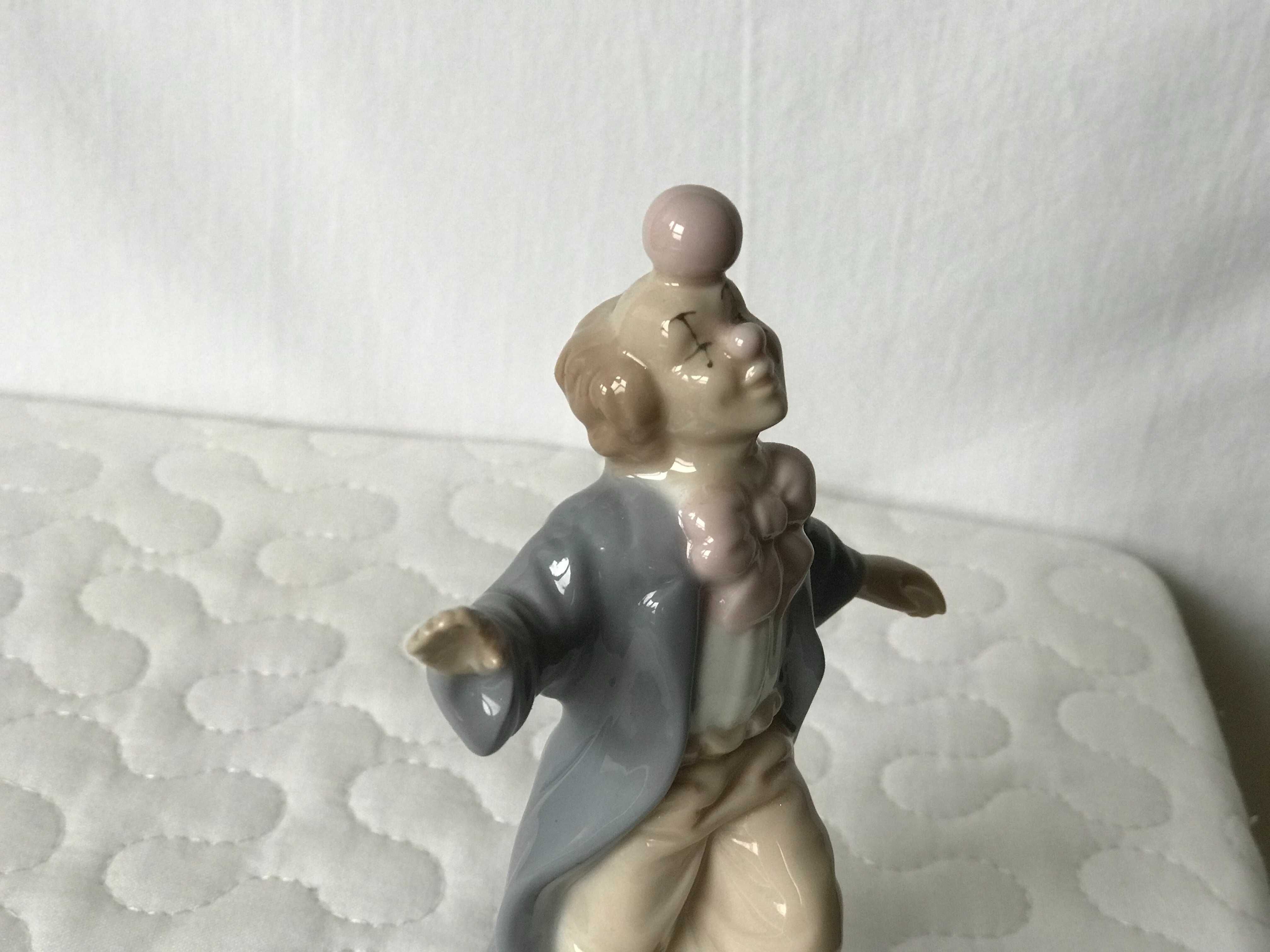 Figurka klauna  porcelanowa