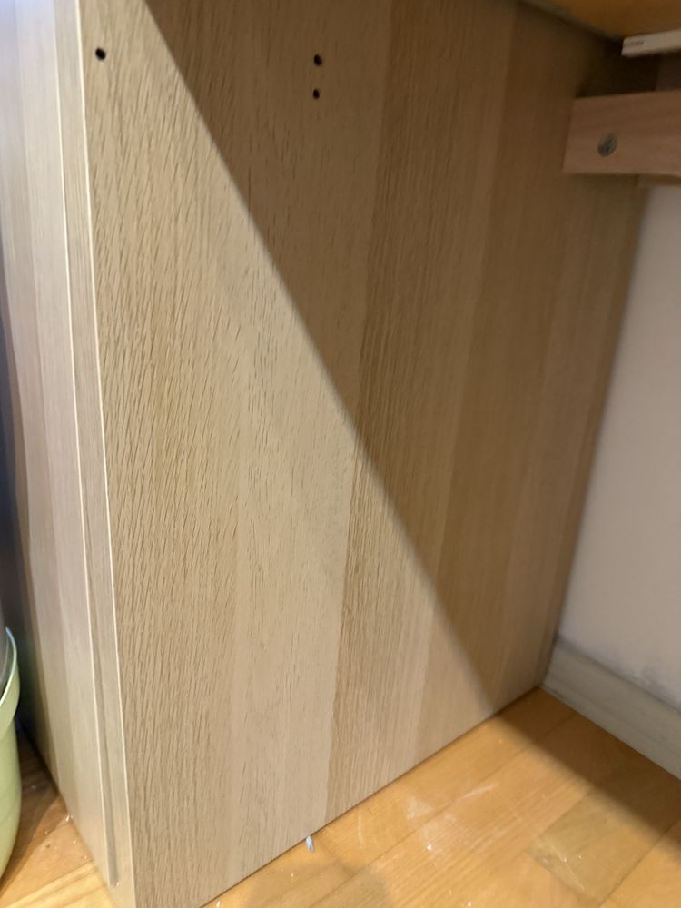 IKEA MICKE biurko z szafką 105x75x50