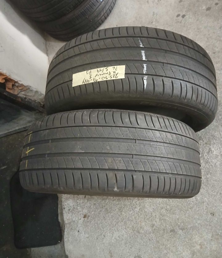 4 Pneus 225/50R17 Continental e Michelin