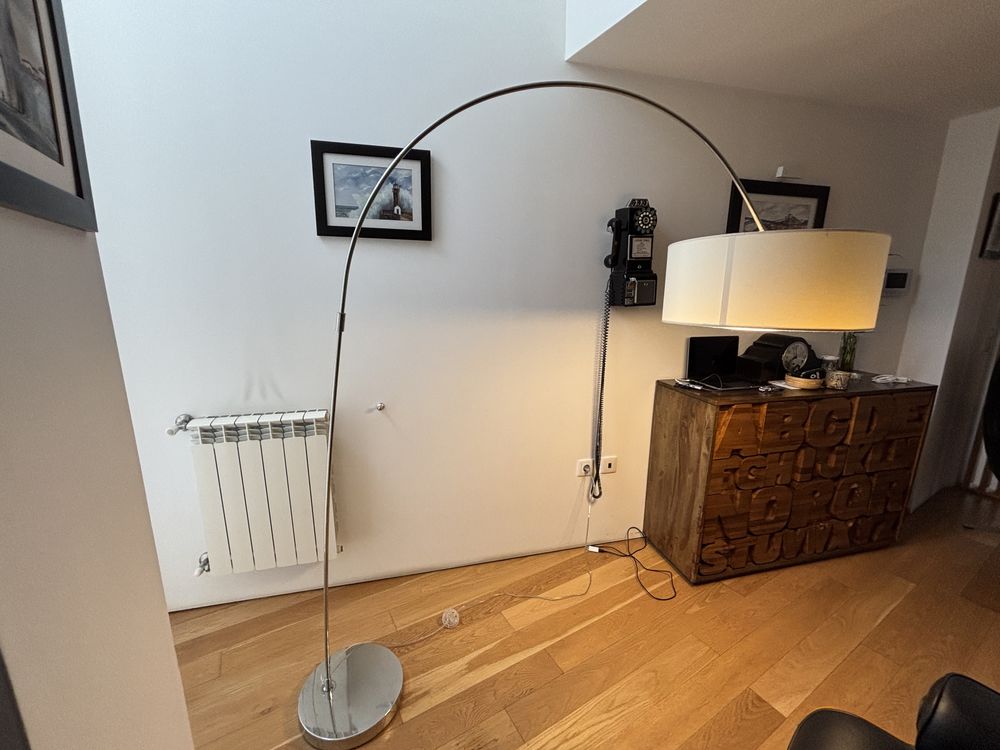 Candeeiro de design varias funcõea