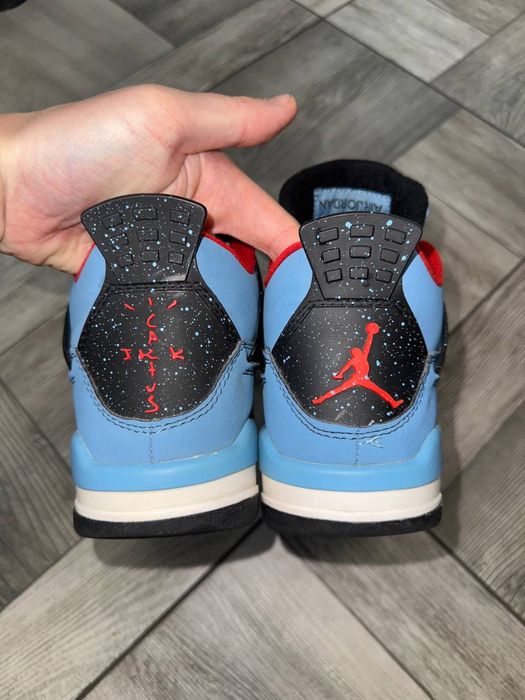 Кросівки Jordan 4 Retro Travis Scott