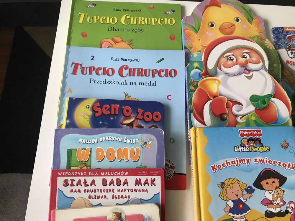 Zestaw książeczek 13 szt np.Tupcio chrupcio Psi Patrol, Little People.