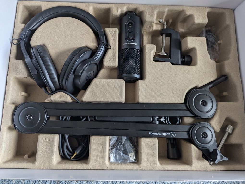 Pack Criação Conteúdos Audio Technica- Microfone/Headphones/ Braço