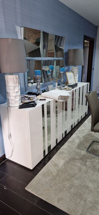 Aparador da Marca Interdesign lacado branco alto brilho!