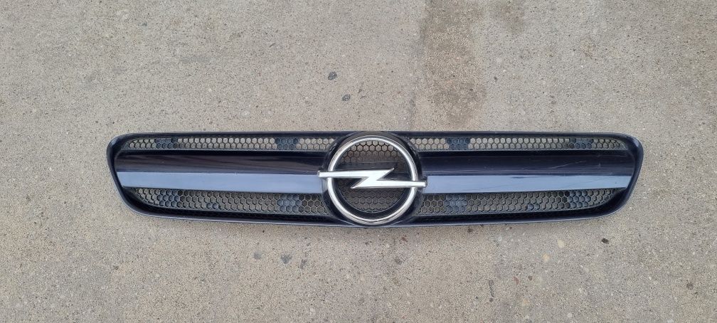 Grill atrapa zderzaka chrom opel vectra c gts signum przedliftem