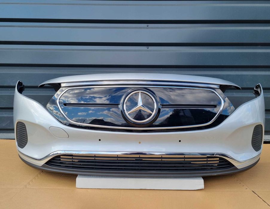 Mercedes Benz EQA W243 AMG Бампер передний перед разборка