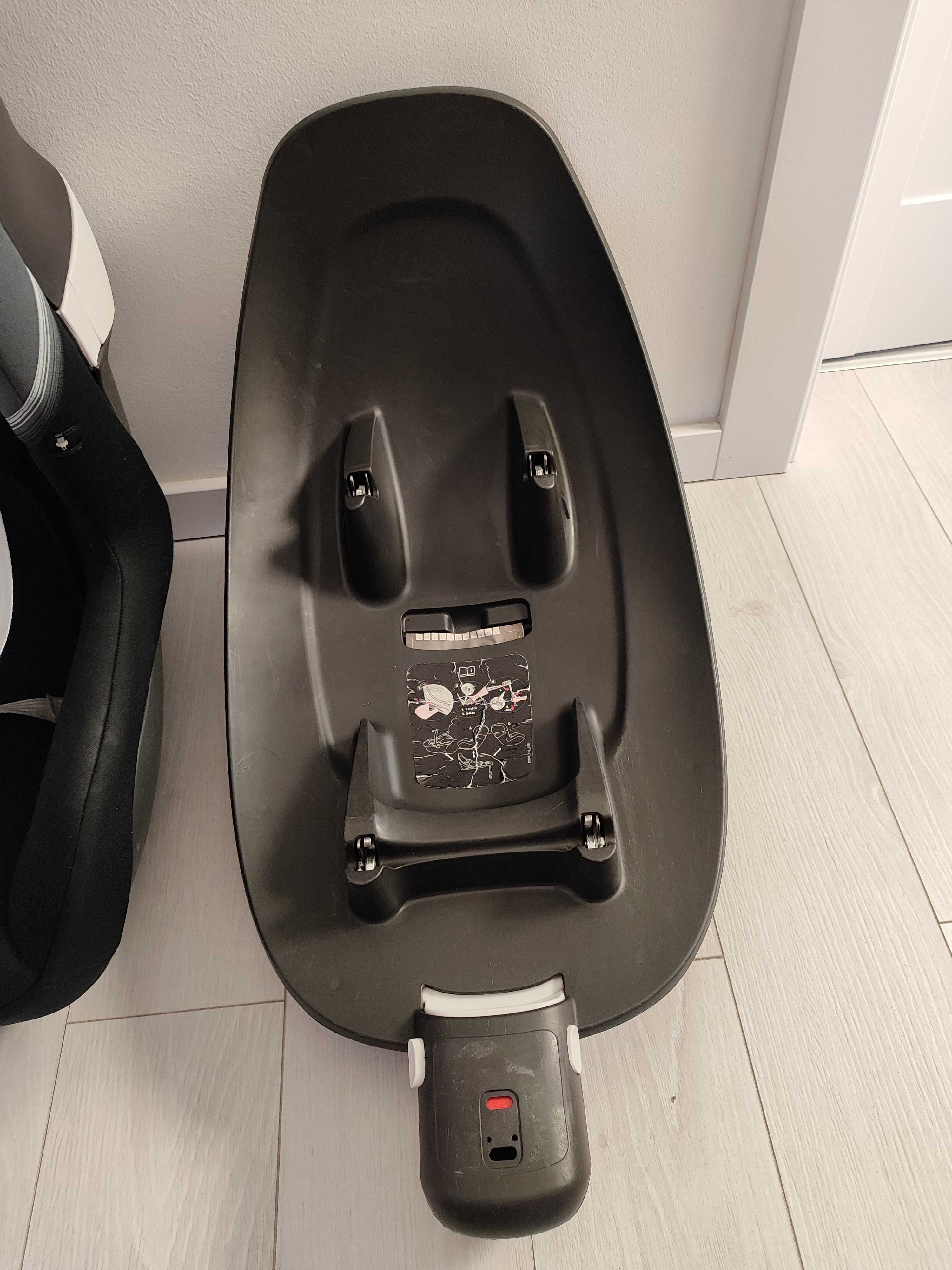 Cybex Sirona M2  i - size + baza M
