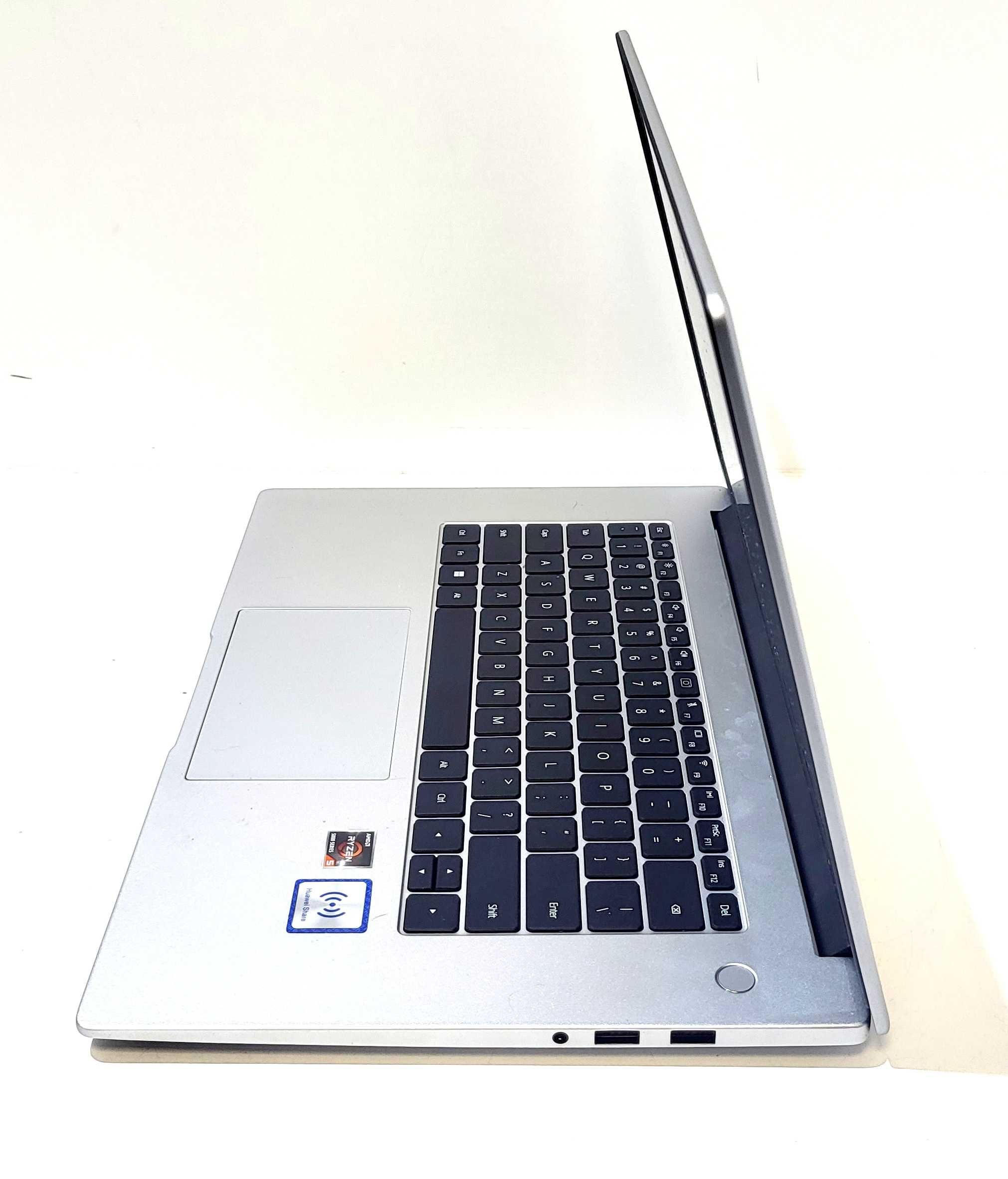 Laptop Huawei MateBook D 15 15,6 " AMD Ryzen 5 8 GB / 512 GB srebrny