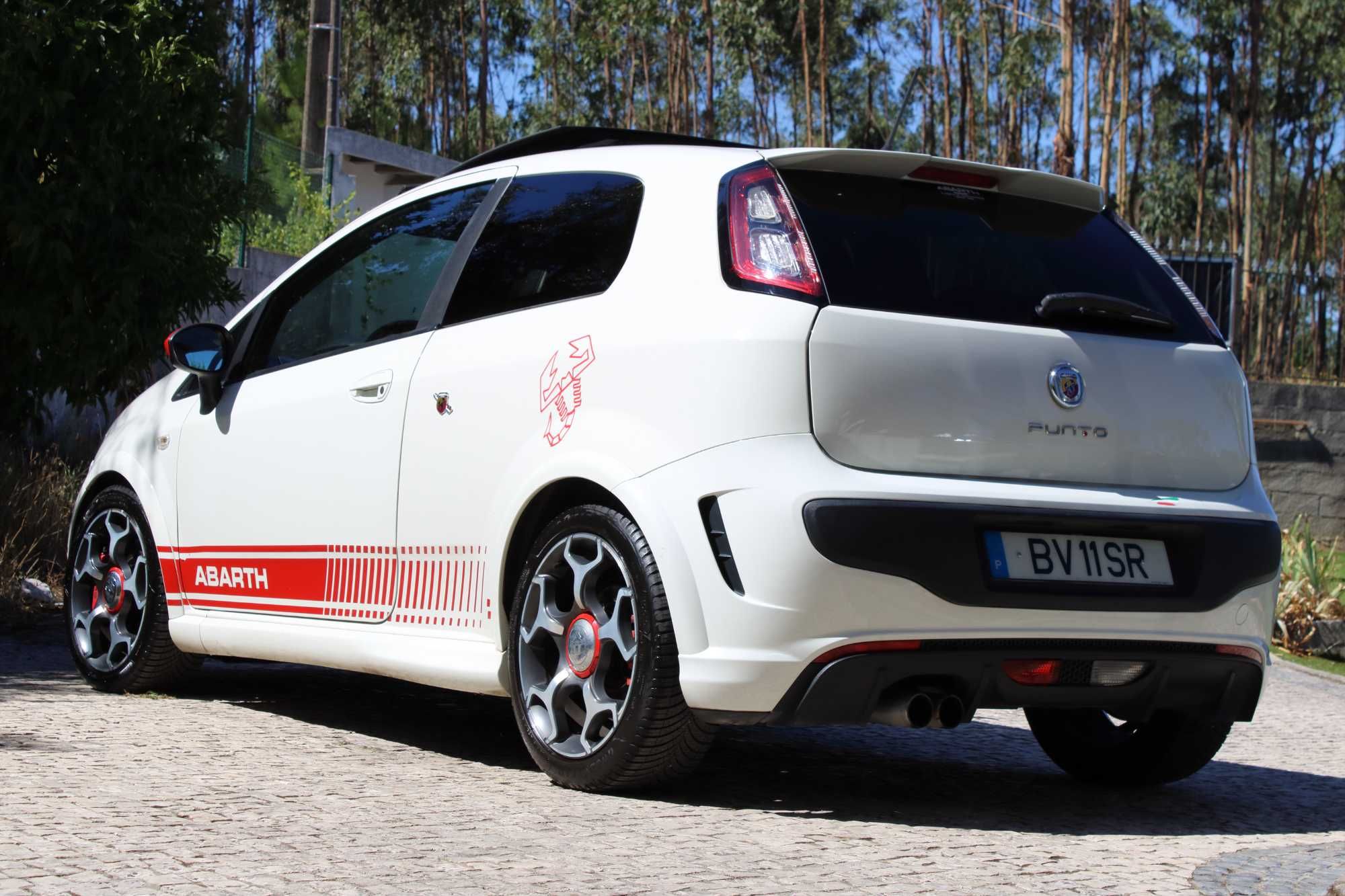 Abarth Punto Evo 1.4 Turbo 163CV ESTETICO (119€/Mês)