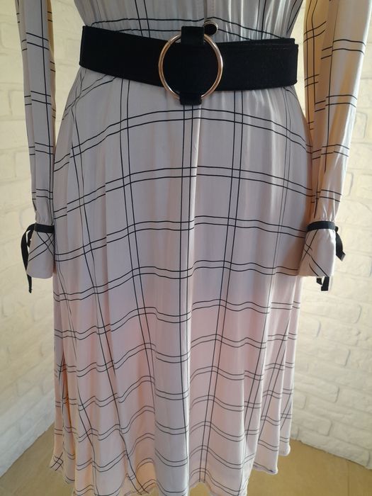 Ekskluzywna Suknia TARANKO roz. 34/36