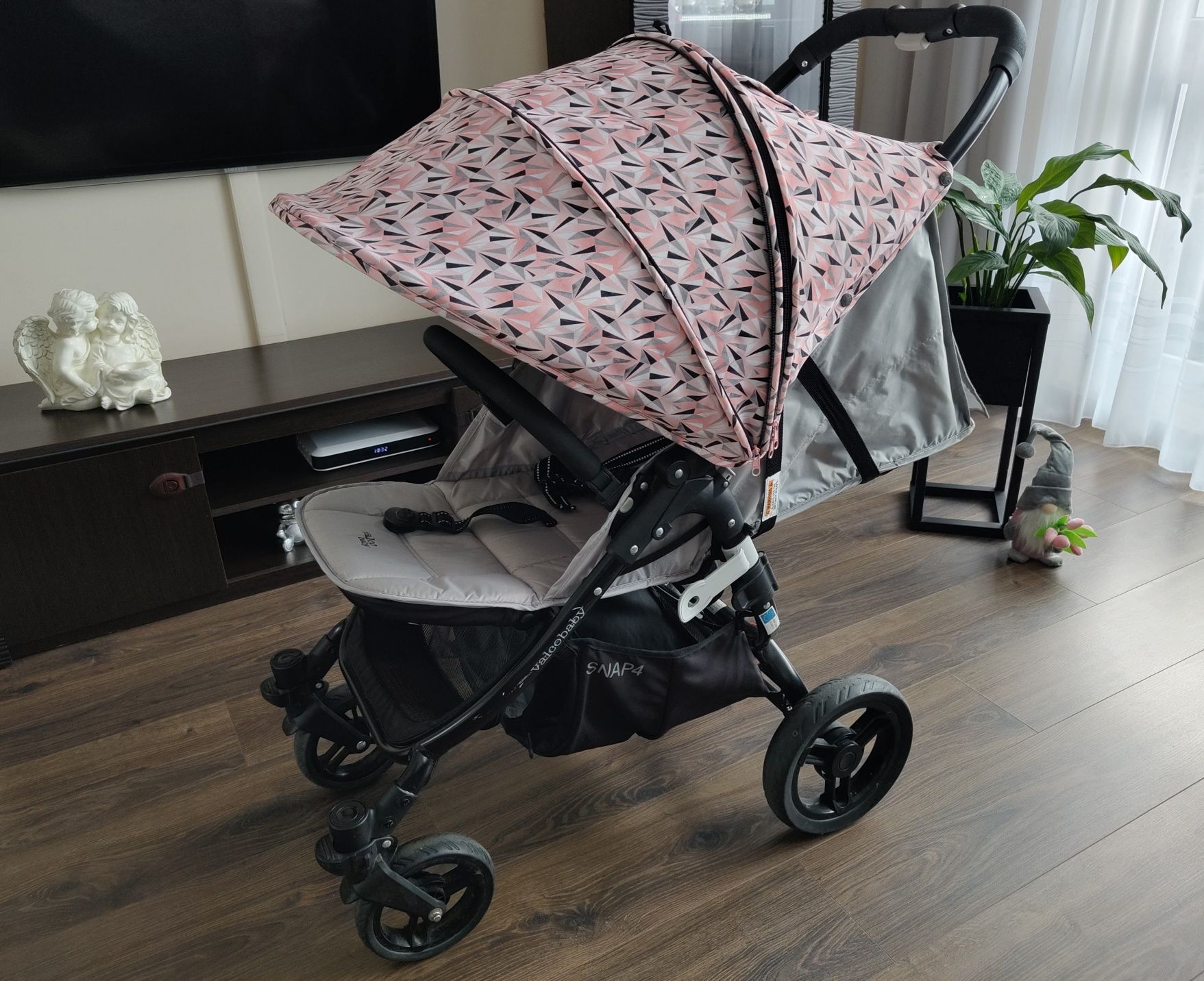 Wózek Valco Baby Snap4 - wózek spacerowy + okrycie na nóżki