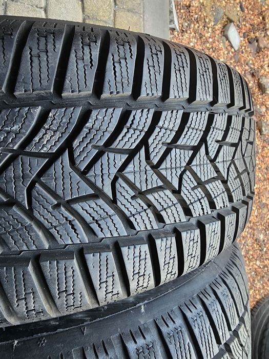 215/55/17 Opony Zimowe Dunlop Winter Sport 5 4szt