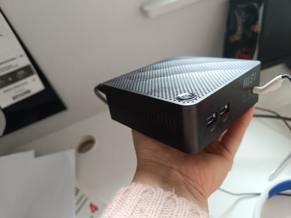 Komputer MSi Cubi N JSl 4gb ram 128 GB SSD na gwarancji!!