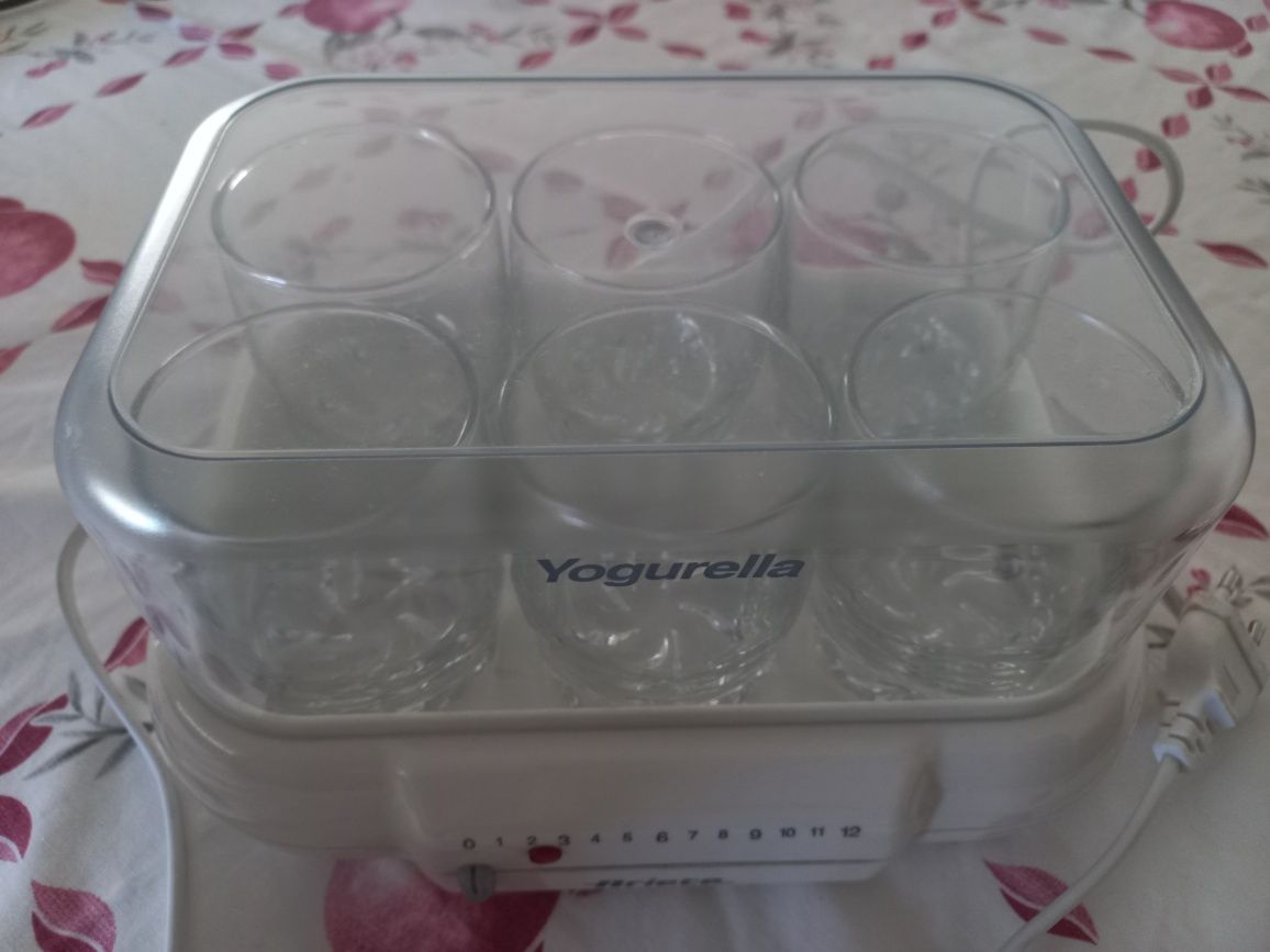 Iogurteira da Ariete com 6 copos