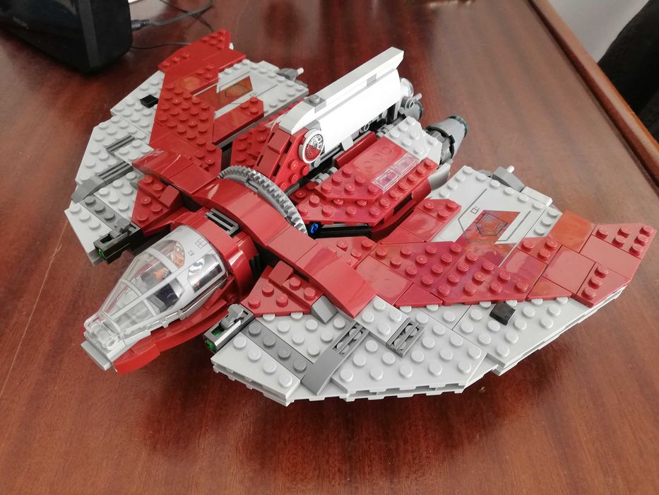 Lego 75362 Ahsoka Tano's T-6 Jedi Shuttle