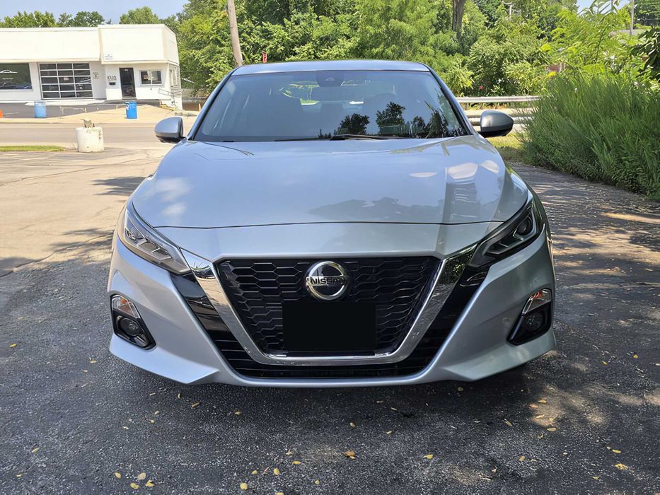 Nissan Altima      2019