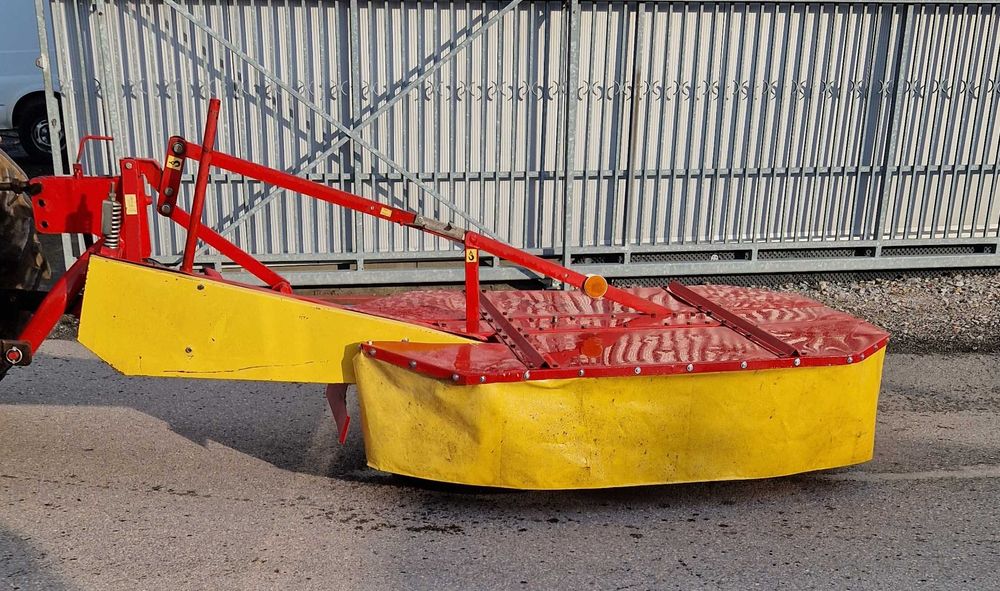 Kosiarka rotacyjna 165 . PZ 185