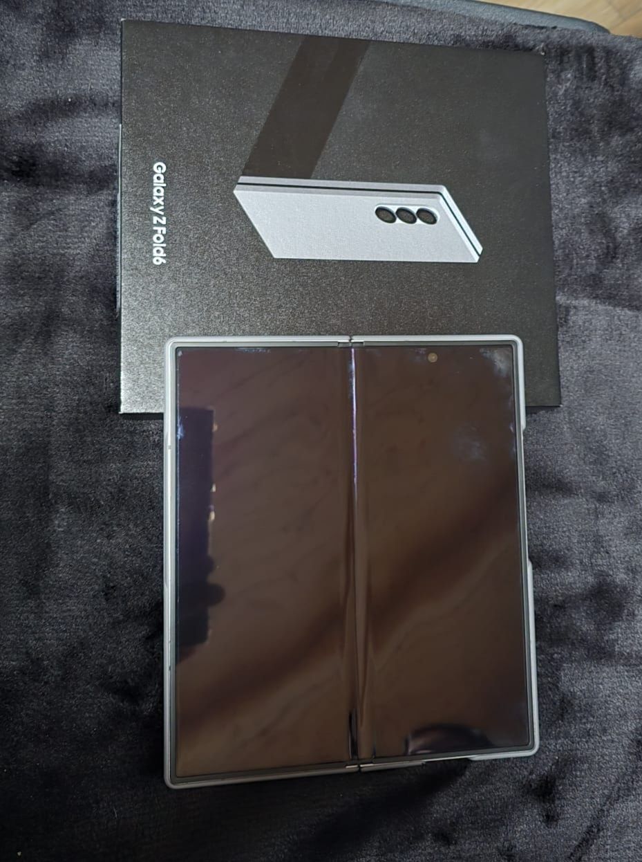 Samsung Galaxy Z foul 6