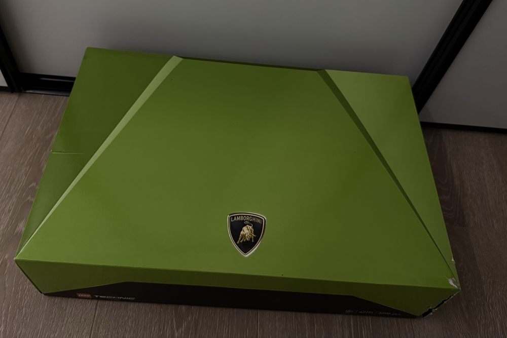 Конструктор LEGO® Technic Lamborghini Sián FKP 37