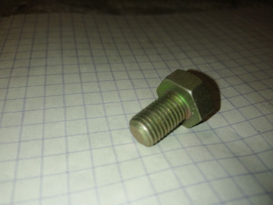 Болт М 8 х 1 анодированный