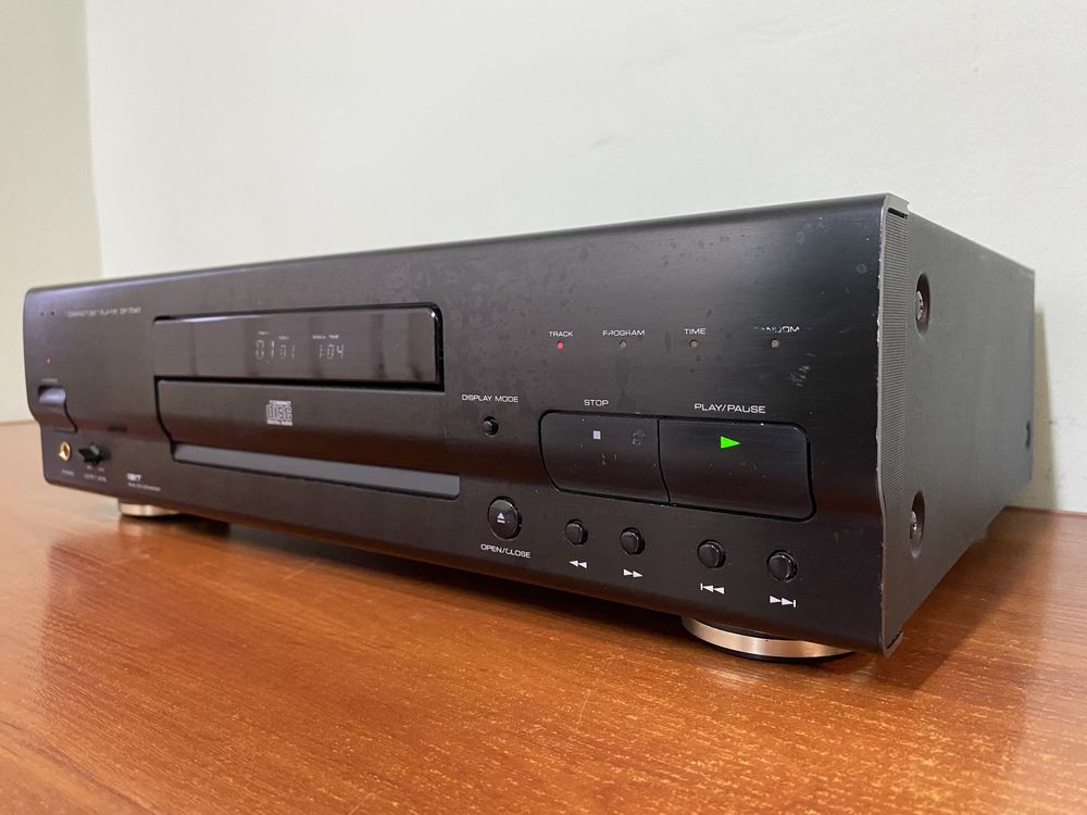 CD програвач Kenwood DP-7040