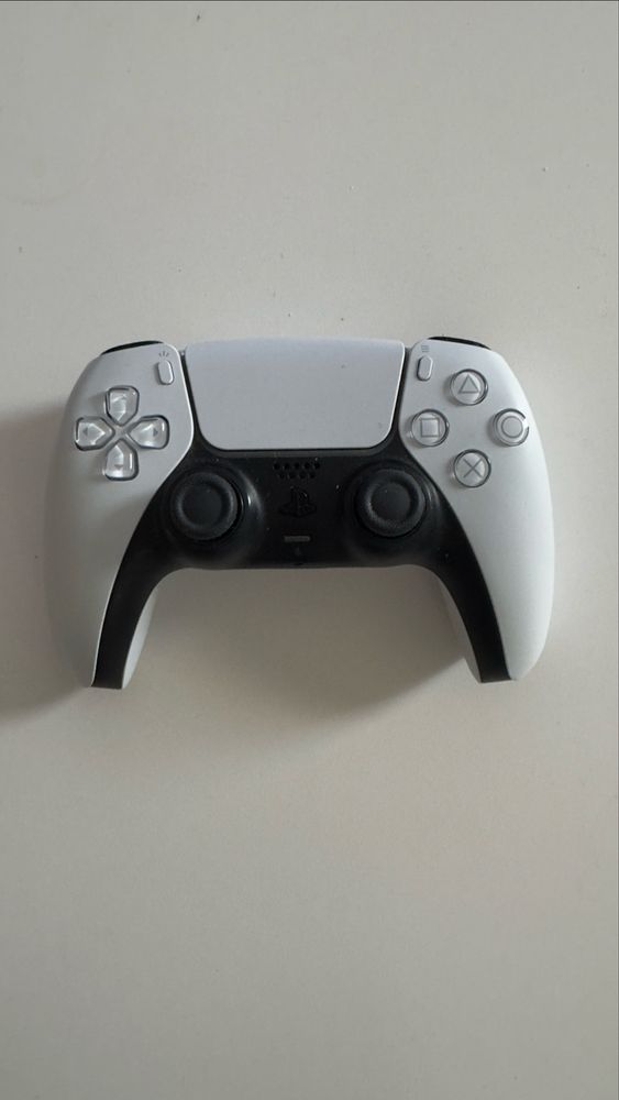 Playstation 5 controlo