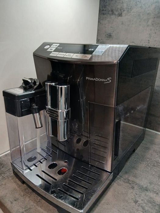 Ekspres delonghi primadonna s