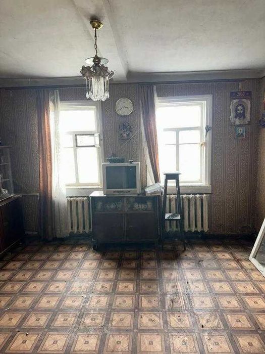 Продам будинок у центрі Баварії, район поліклініки.