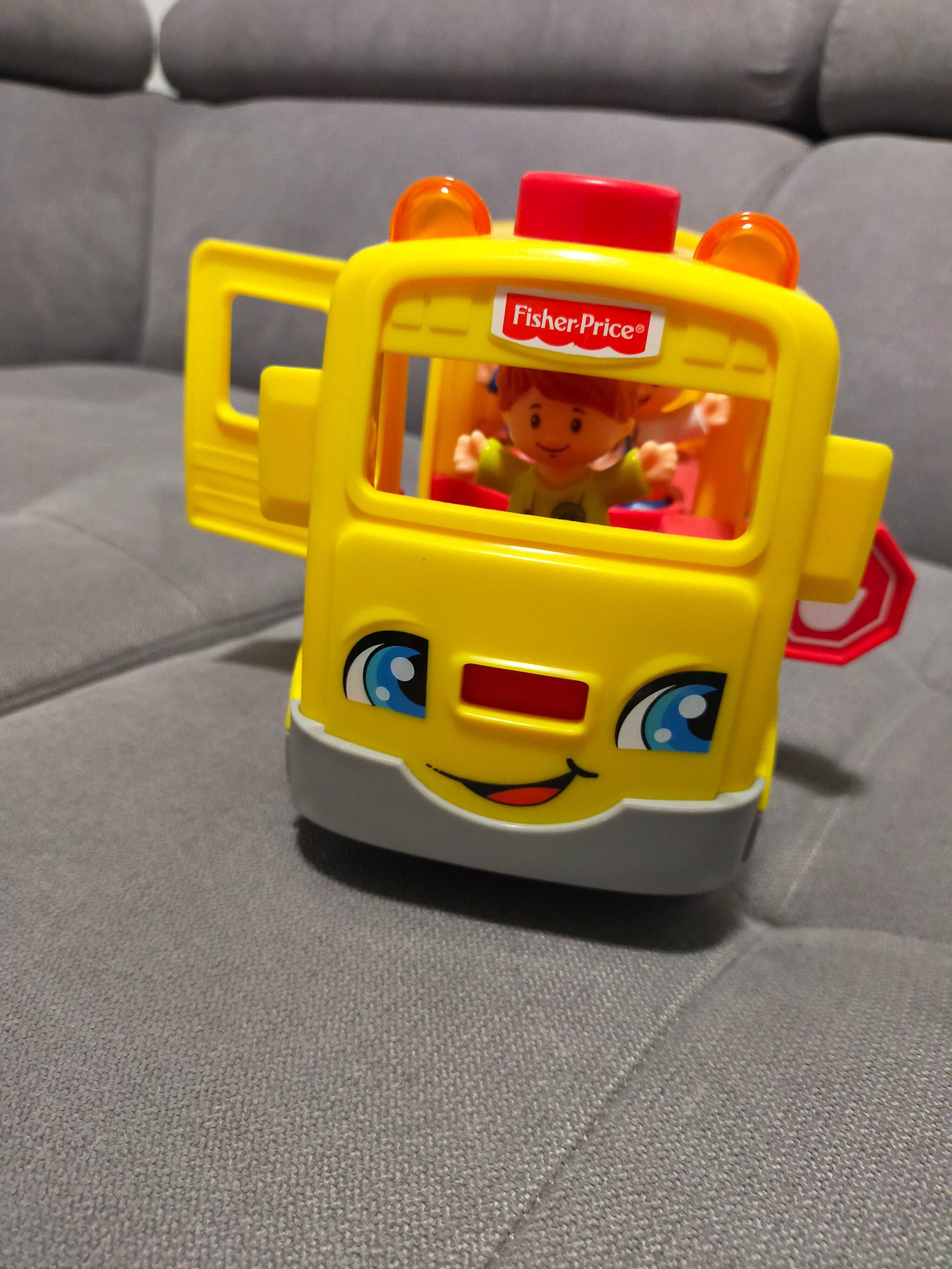 Autobus Fisher Price Little Peolpe + 4 figurki j.nowy