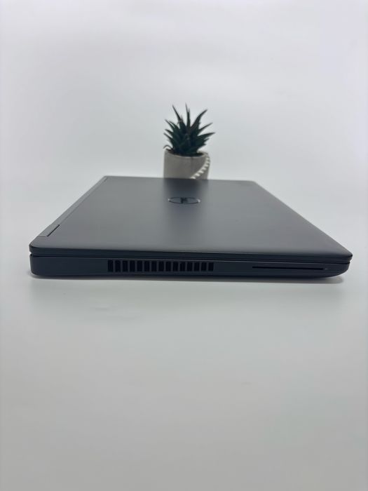 Dell Latitude E5570
