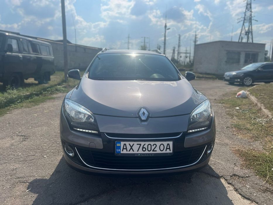 Меган 3 у відмінному стані