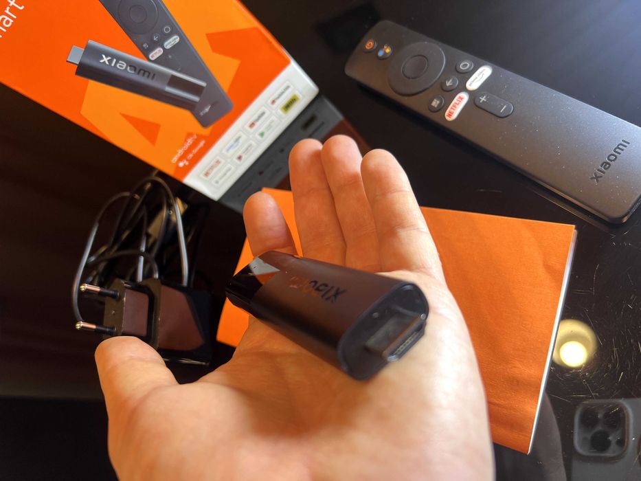 Медіаплеєр Xiaomi Mi TV Stick 4K (MDZ-27-EU)