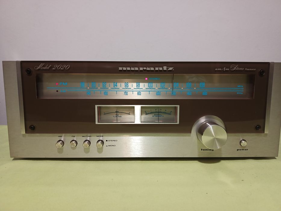 Tuner MARANTZ  2020