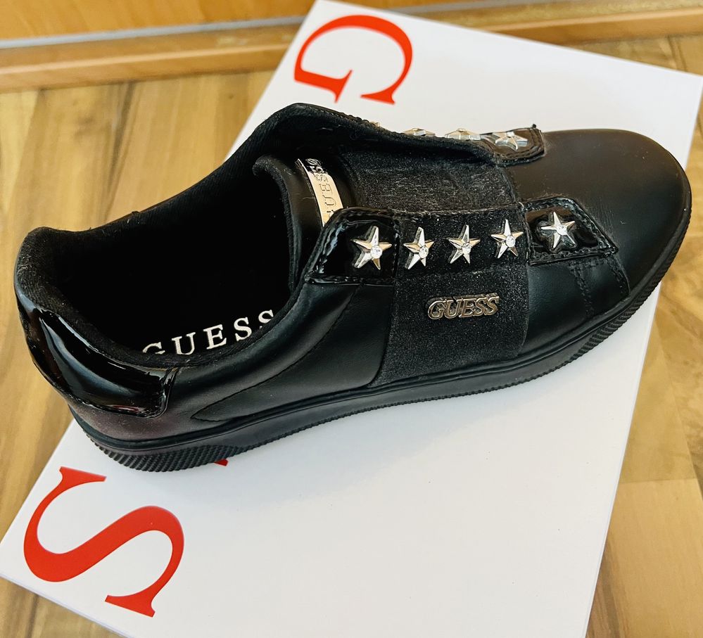 Sneakersy czarne Guess, rozmiar 37