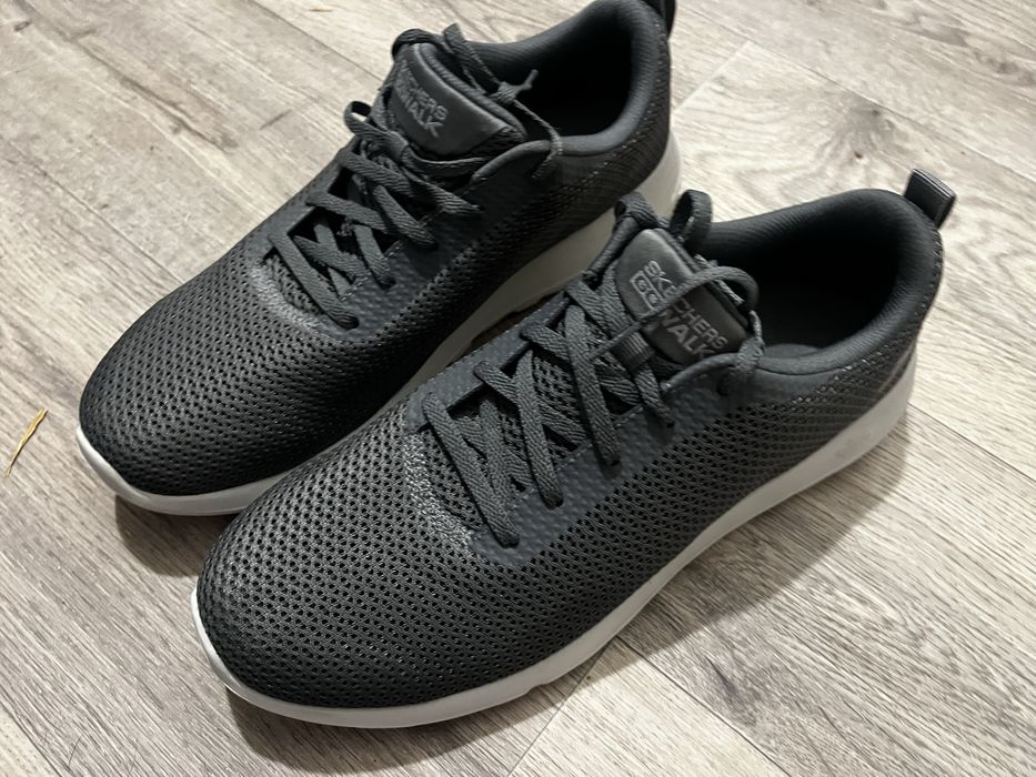 продам кроссовки кросівки Skechers Go Walk