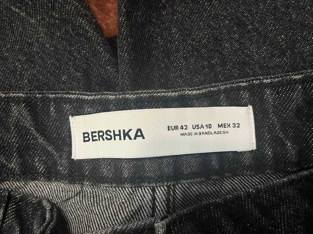 Жіночі мішкуваті джинсові шорти Bershka 42 розмір