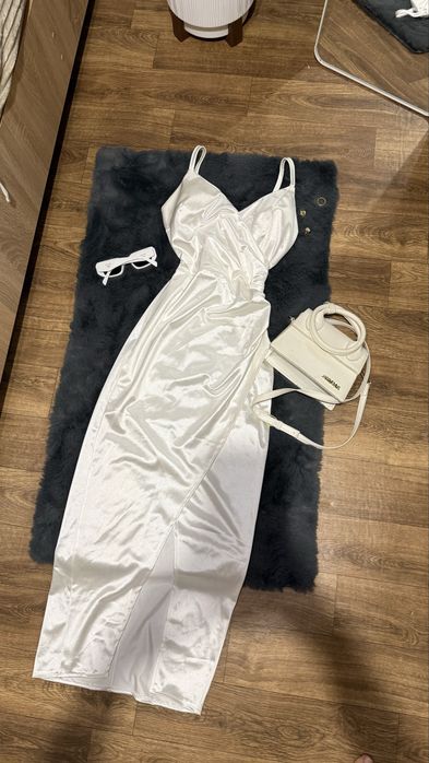 Сукня. Лот суконь