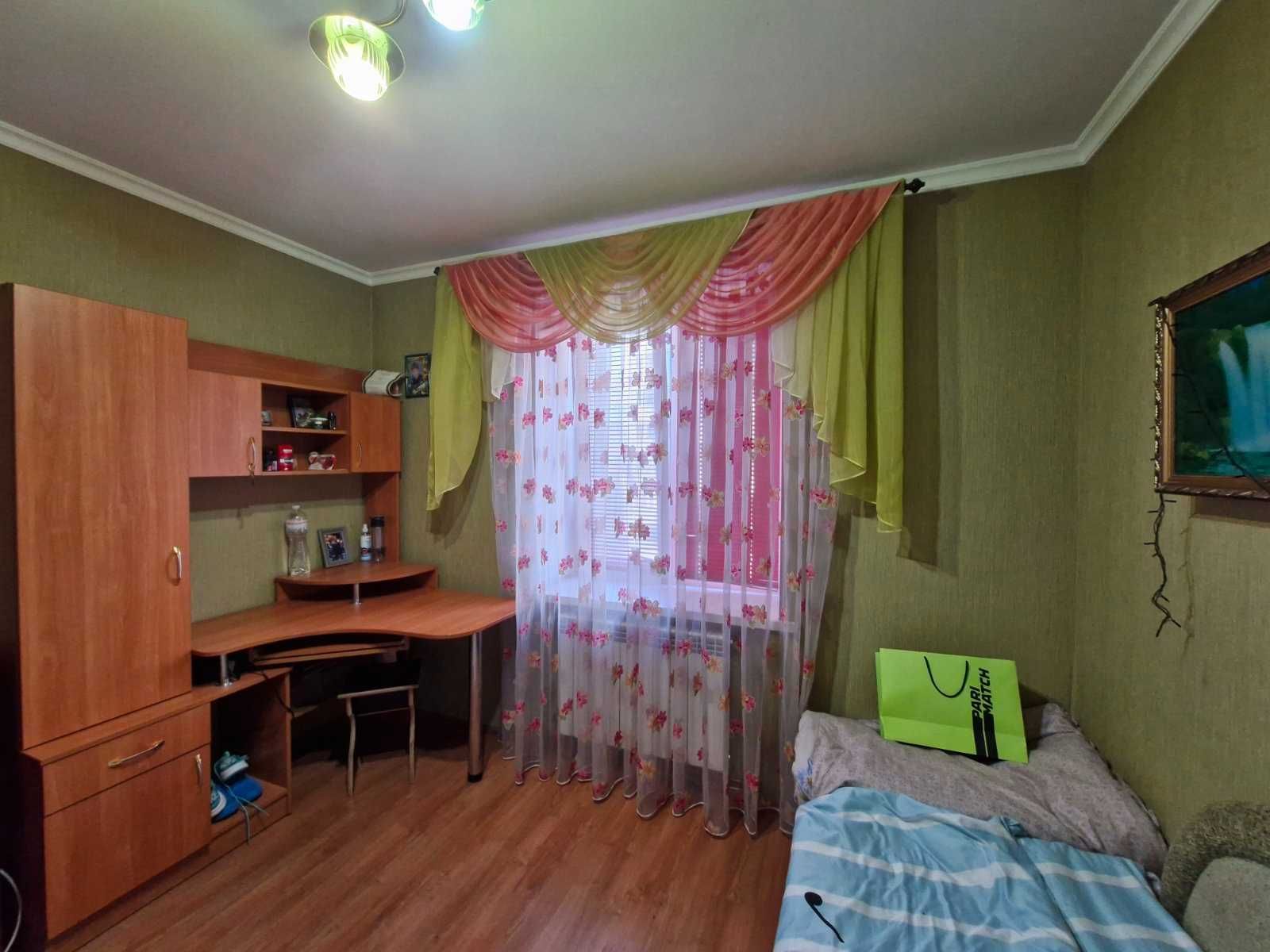 Продам 3-х к/квартиру, вул. Київський Шлях, р-н Зоряного