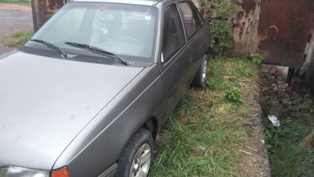 Запчастини Опель Кадет Аскона 1.6 двигун дизельний  розбор деталі шрот