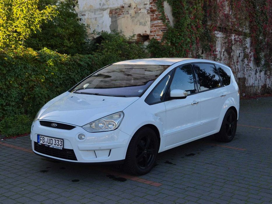 Ford S-MAX 2.0 TDCi // Convers+ /Bezwypadek//140KM/Navi//Doinwestowany