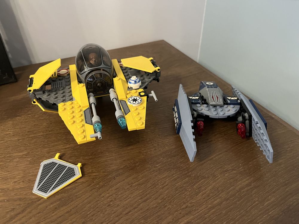 Lego Star Wars 7256 Anakin Jedi Starfighter & Vulture Droid